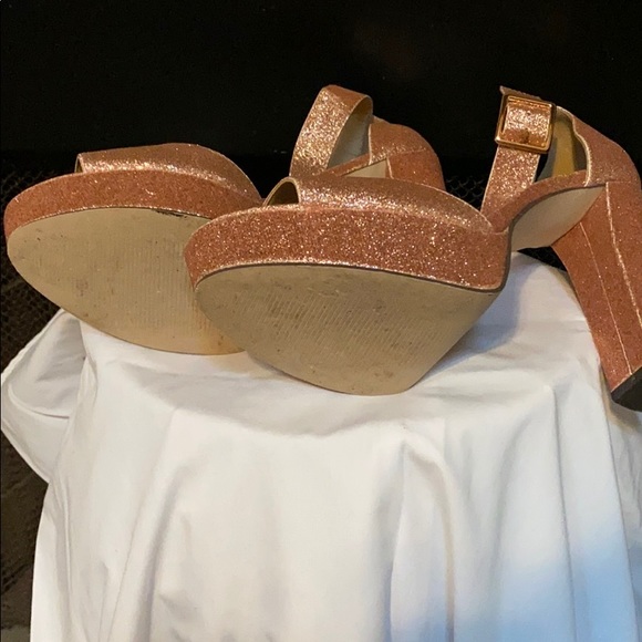 Platform heels - Picture 4 of 5